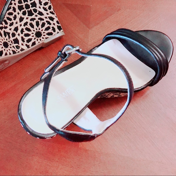 Nine West Safari Wedge Heels👠👠 - Picture 2 of 3